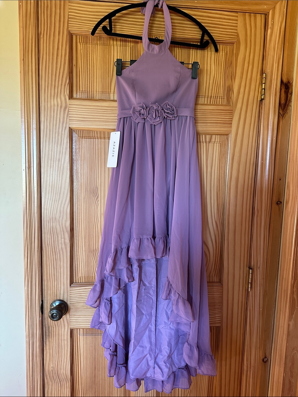 Azazie Lavender Halter Girls' Dress with Rosette Waist size J8 NWT
